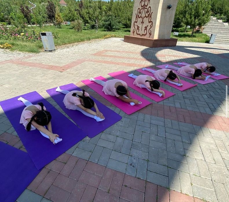 Коврики для спорта,пилатес,иога
