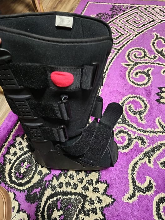 Orteza nouă nefolosită