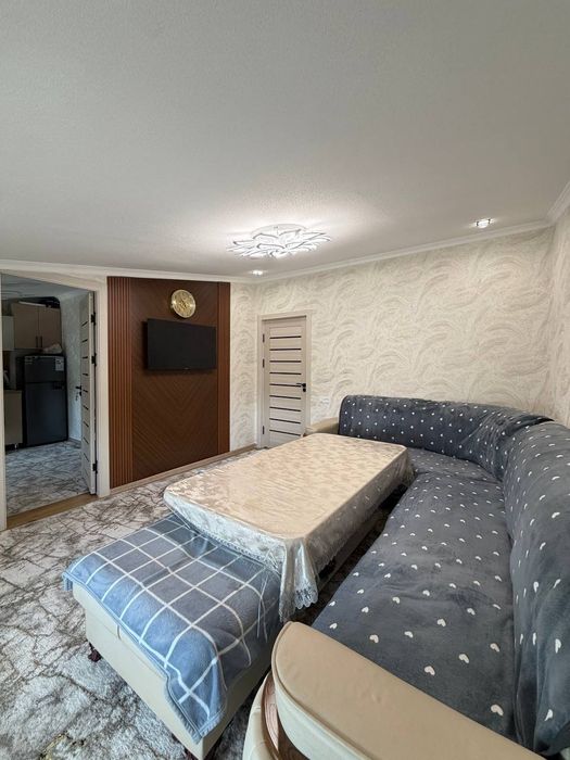 2-комн. Квартира 42м² с раздельными комнатами у Вокзального базара
