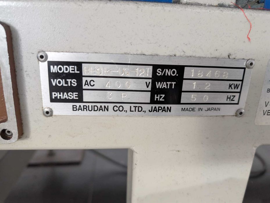 Masina de brodat Barudan