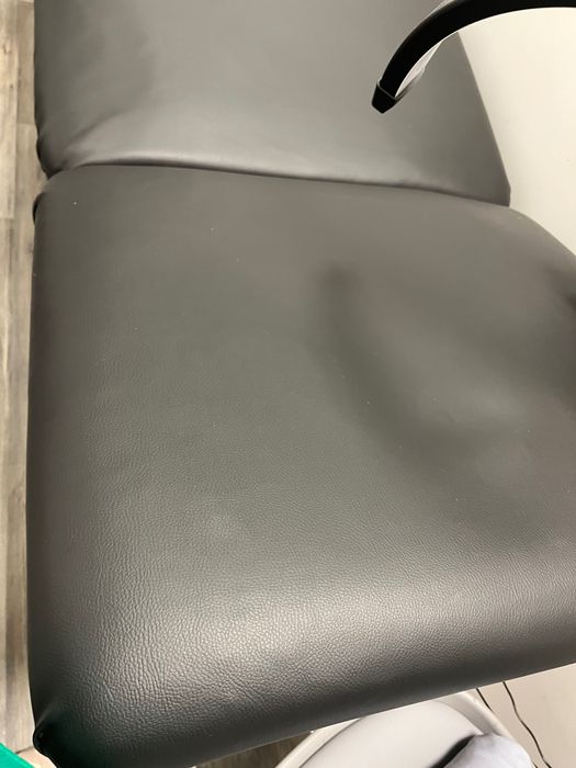 Козметична кушетка и стол