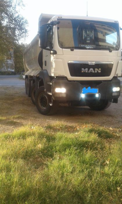 Самосвал MAN TGS41.400