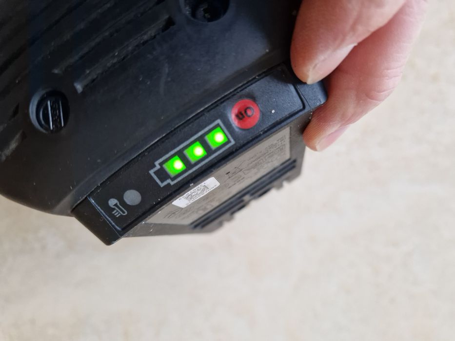 Bosch AL 36 CV , GBA 36 - incarcator si acumulatori 36 V