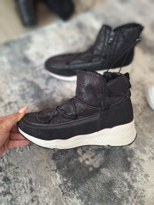 Нови дамски обувки