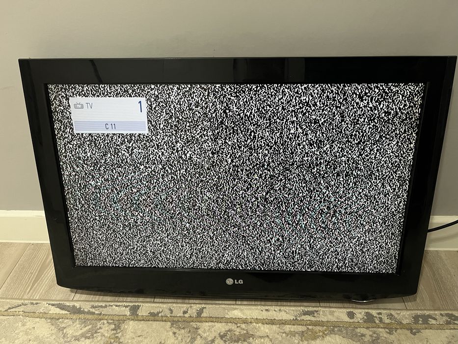 LG телевизор/Рабочий