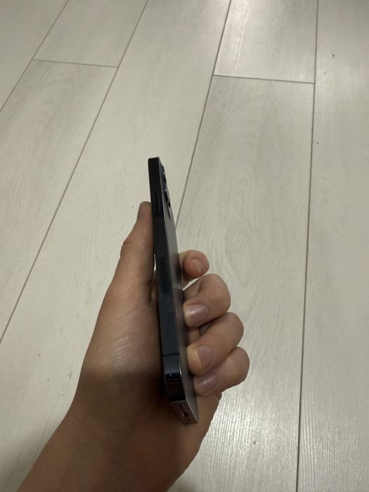 Продам iphone 12 pro 128