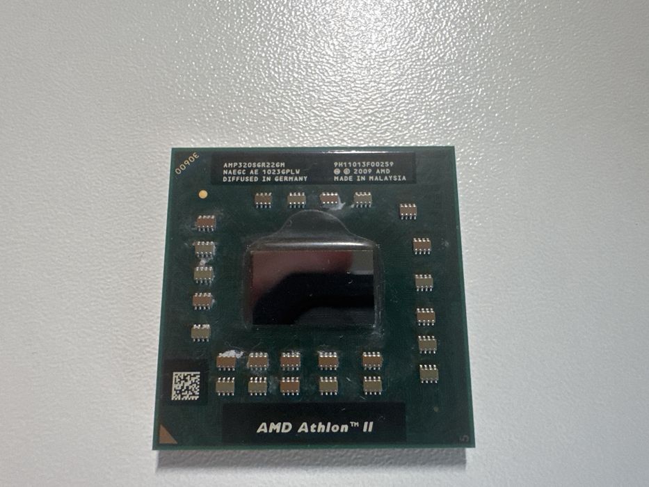 Процессор AMD Athlon 2 P320 Socket S1g4 для ноутбука