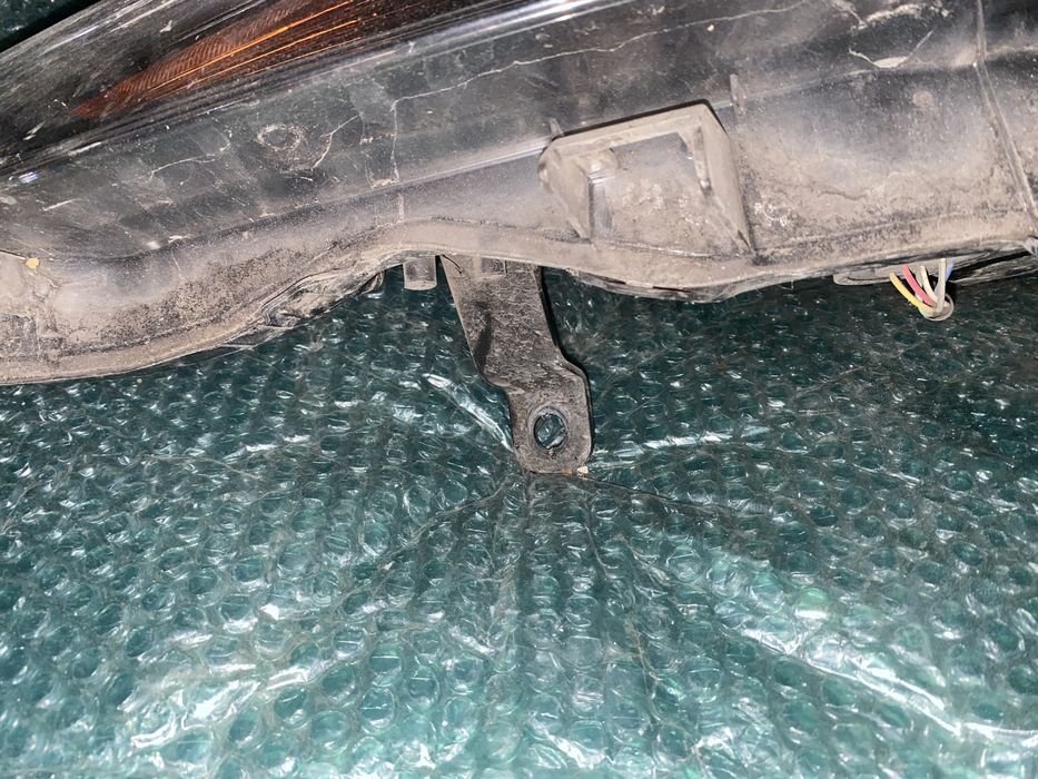 Far Toyota Aygo 2 2018 - 2021 faruri stanga dreapta lupa