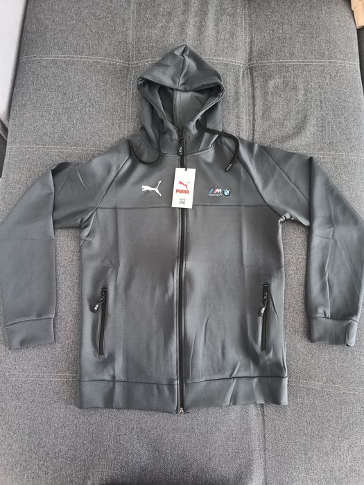 Vând bluza Nike, Puma
