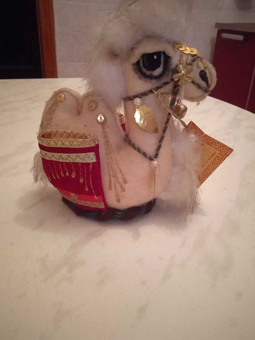 Сувенир верблюд  1 000 т