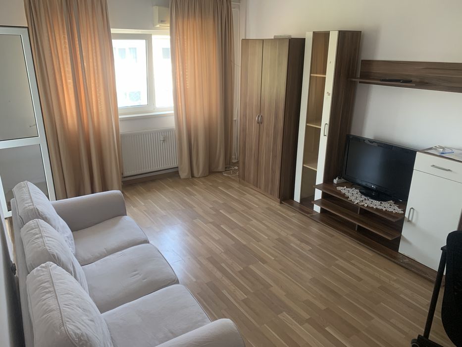 Închiriez apartament cu 2 camere. Secror6 — fotografia 1