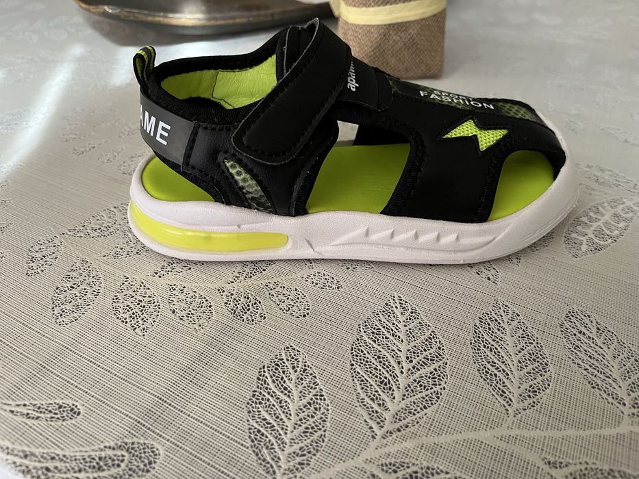 Детски летни сандалети 31 номер