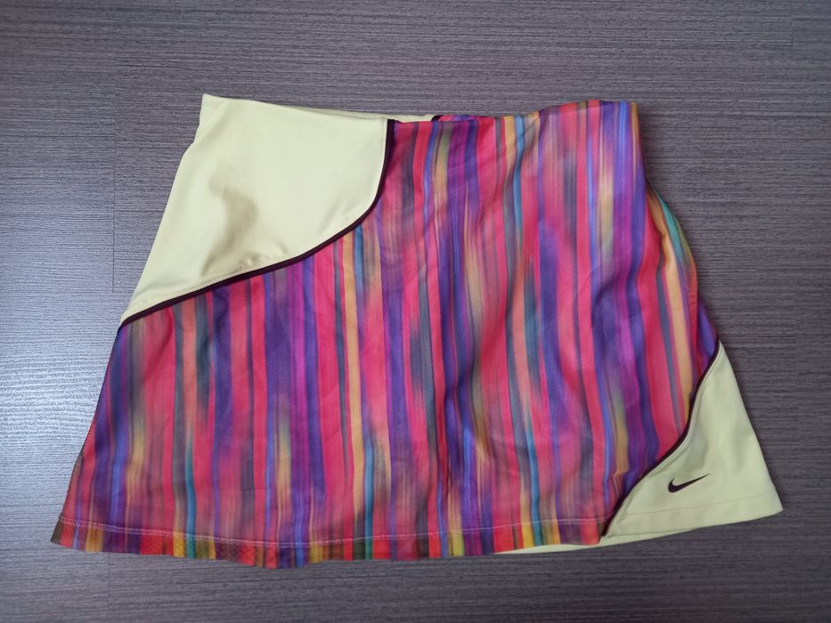 Nike пола с панталони/клин