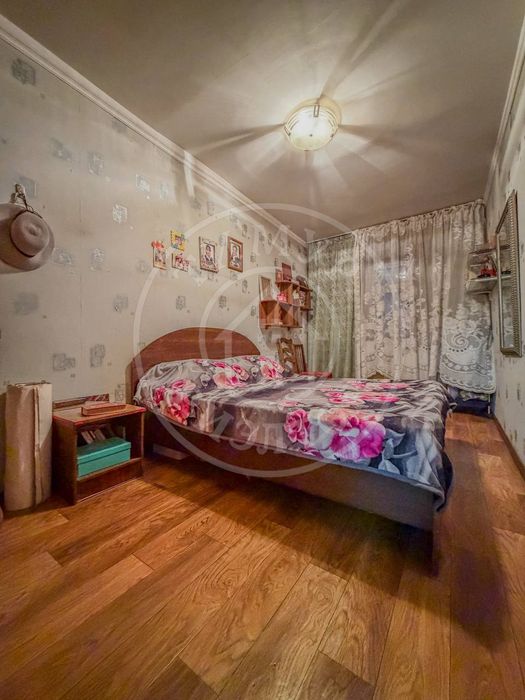 2/2/4 Ялангач,IT PARK,ориентир кафе Комплемент,кирпич, балкон 2*6