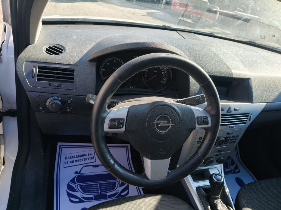 Опел астра Н  2009 ! Opel Astra H реални километри