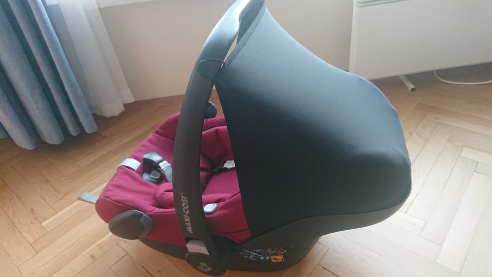 Детско бебешко столче новородено за кола Maxi Cosi cabrio fix i-size