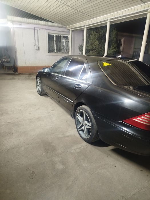 Mercedes Benz S220