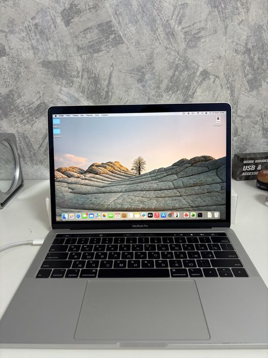 MacBook Pro 13 128gb 2019 год