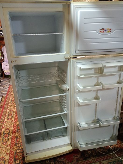 Продам  холодильник Атлант