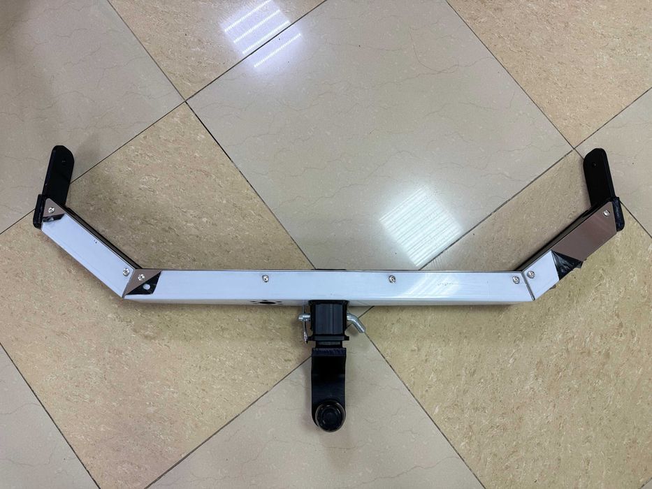 Фаркоп для Toyota Hilux (2005-)