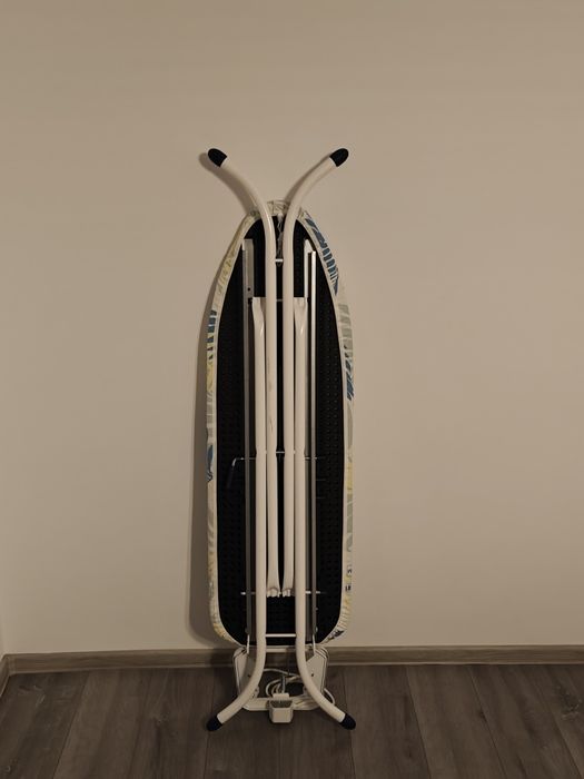 Masa de calcat Leifheit AirBoard  NOUA!!!