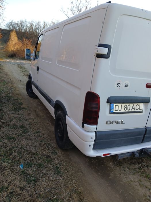 Vând sau skimb Opel movano