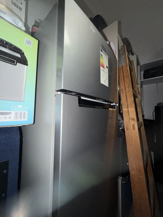 Хладилник с горна камера Beko