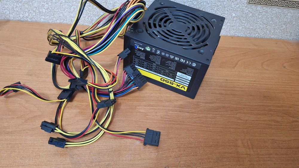 блок питания для компьютера aerocool 550 ватт
