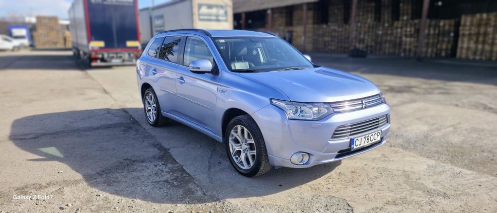 Mitsubishi Outlander PHEV