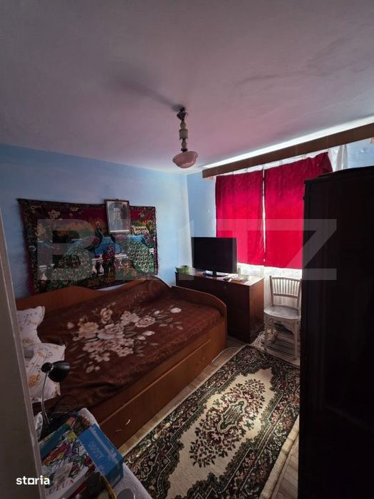 Apartament 3 camere, semidecomandat, 47 mp, zona M40 — fotografia 1