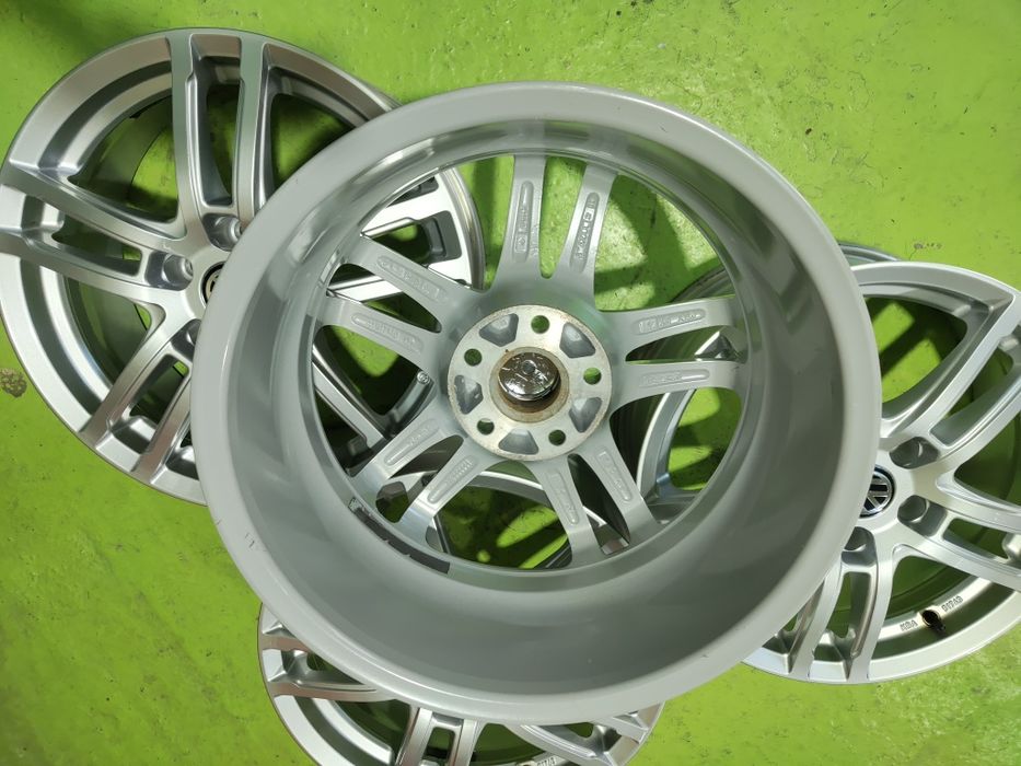 17 5x112 Vw Skoda лети джанти 5х112 шкода 7j et 45