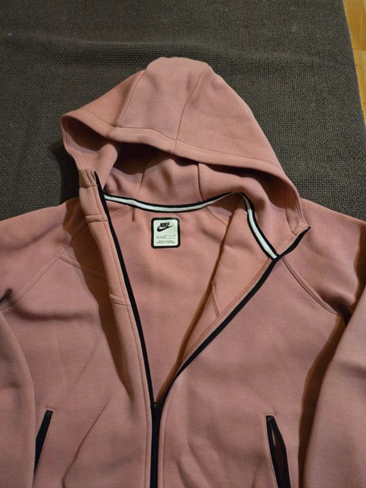 Дамски оригинален екип Nike Tech Fleece