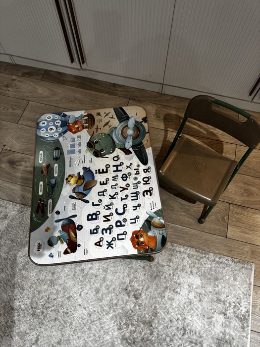 Столик со стульчиком