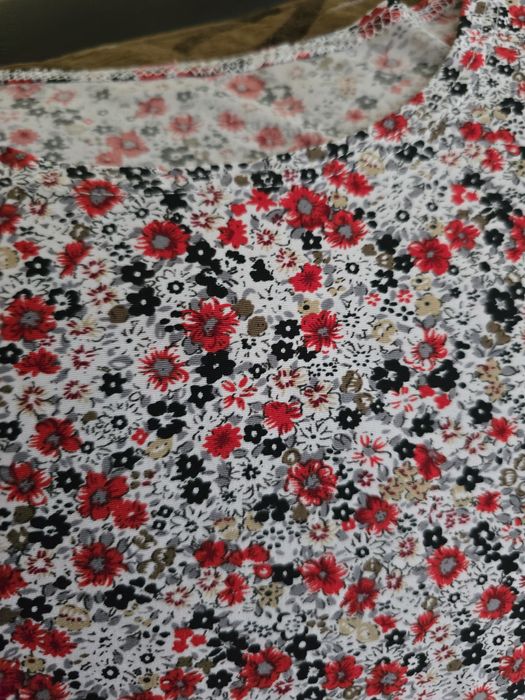 Дамски летни блузи