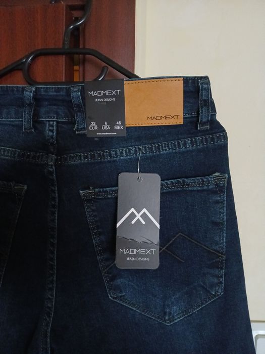 Vând blugi barbat noi skinny