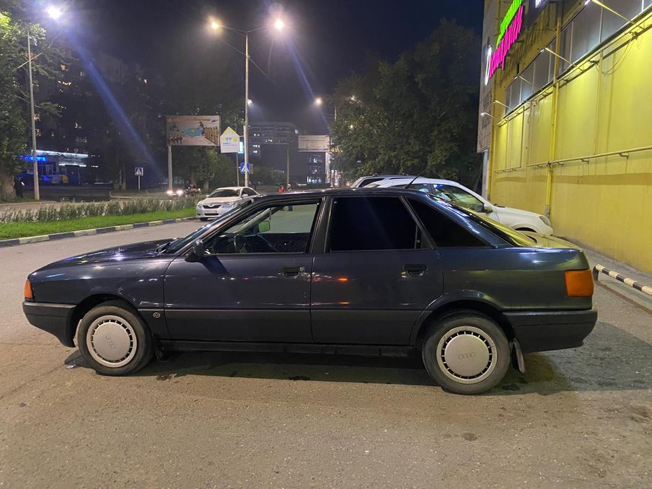 Подам Ауди 80 б3
