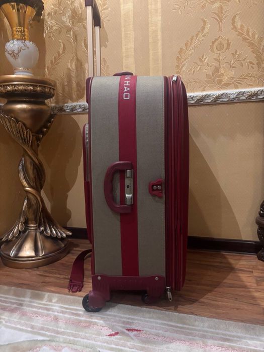 Большой чемодан