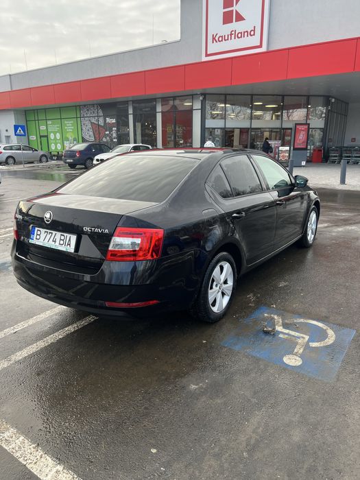 Skoda Octavia 3 2.0-150 cp propietar in acte