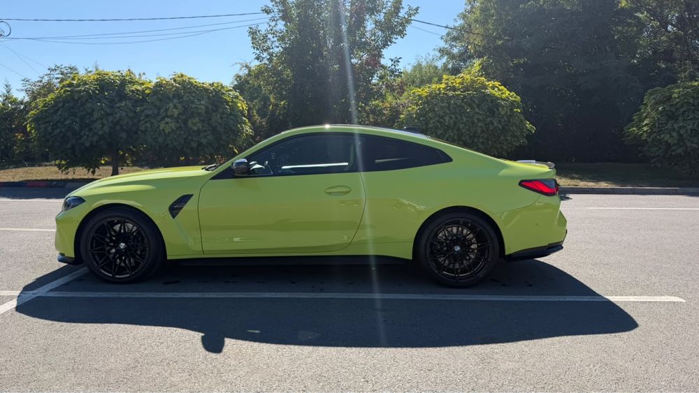 BMW M4 2022 — imagine 3