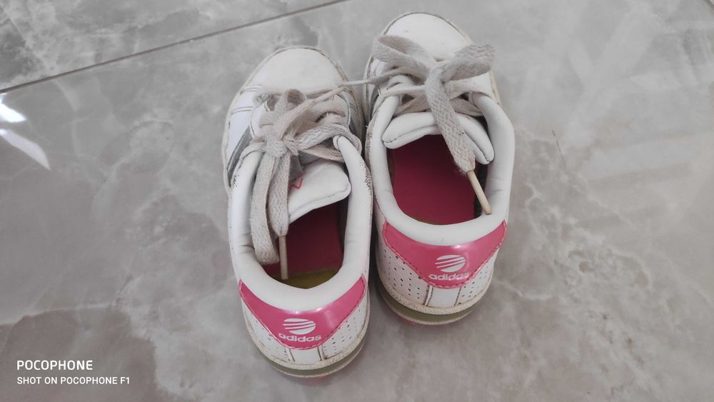 Маратонки Адидас Нео момиче