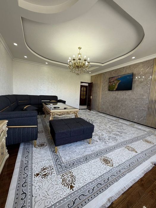 Продаётся квартира возле Хамза метро