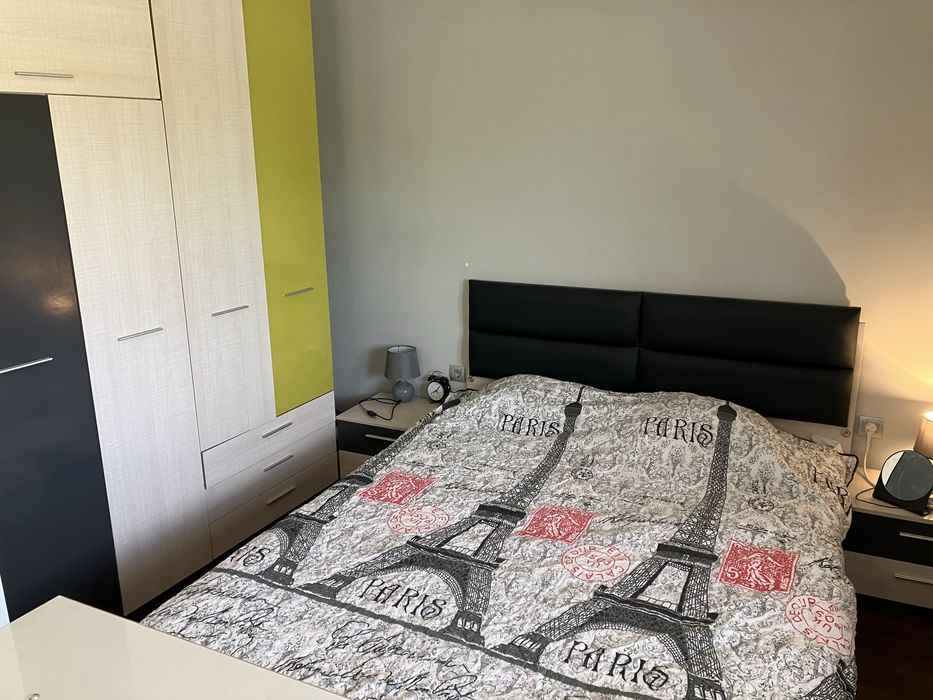 Къща с двор на минути от Варна