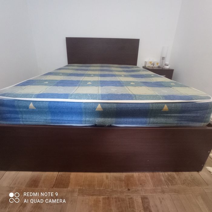 Pat pe mijloc 125/190 cu saltea