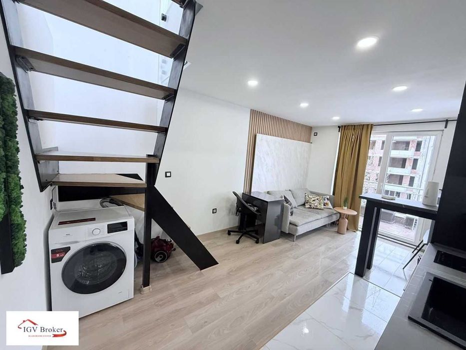 Мезонет под наем в Центъра