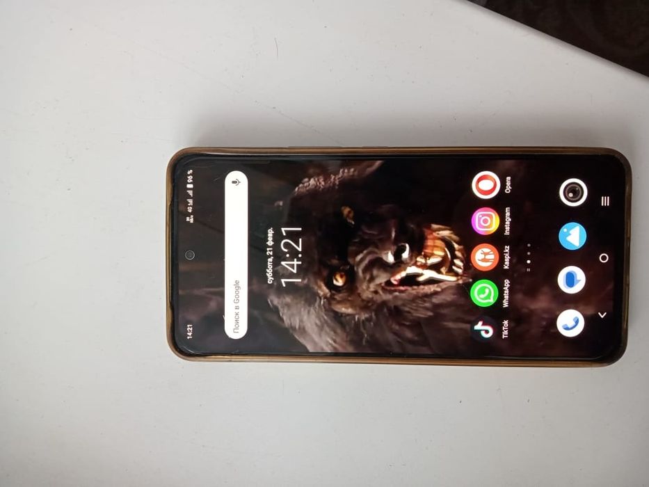 Продам телефон vivo 40 lite