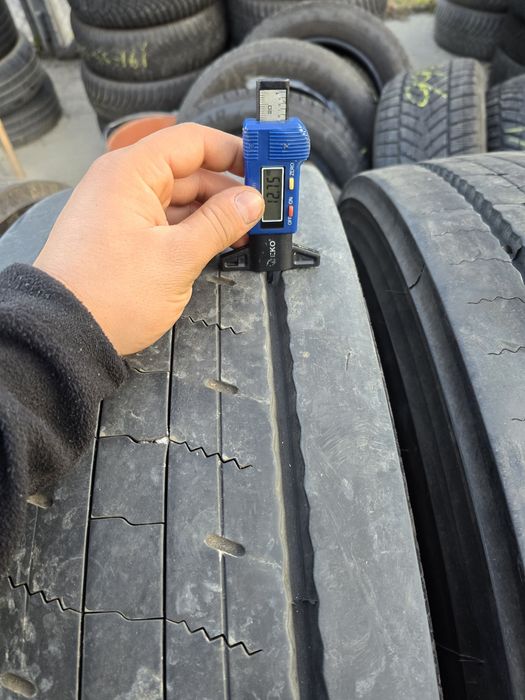 Anvelope de directie 295-80r22.5 Bridgestone