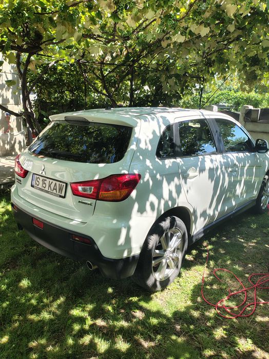Mitsubishi ASX an 2011