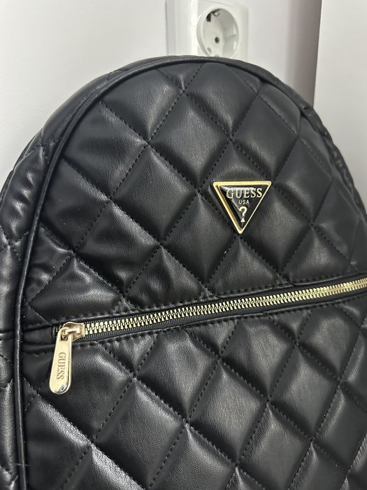 Ghiozdan negru Guess