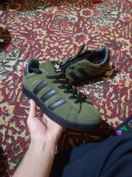 Adidas Campus oddiy va zamonaviy