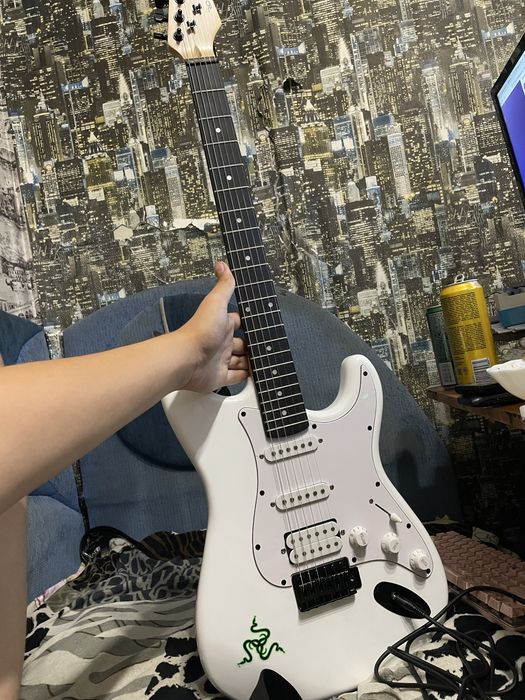 Электрогитара rocksteel white ssh белая